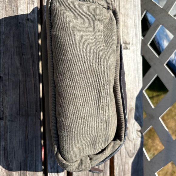 Filson rugged twill travel kit - Picture 3 of 10